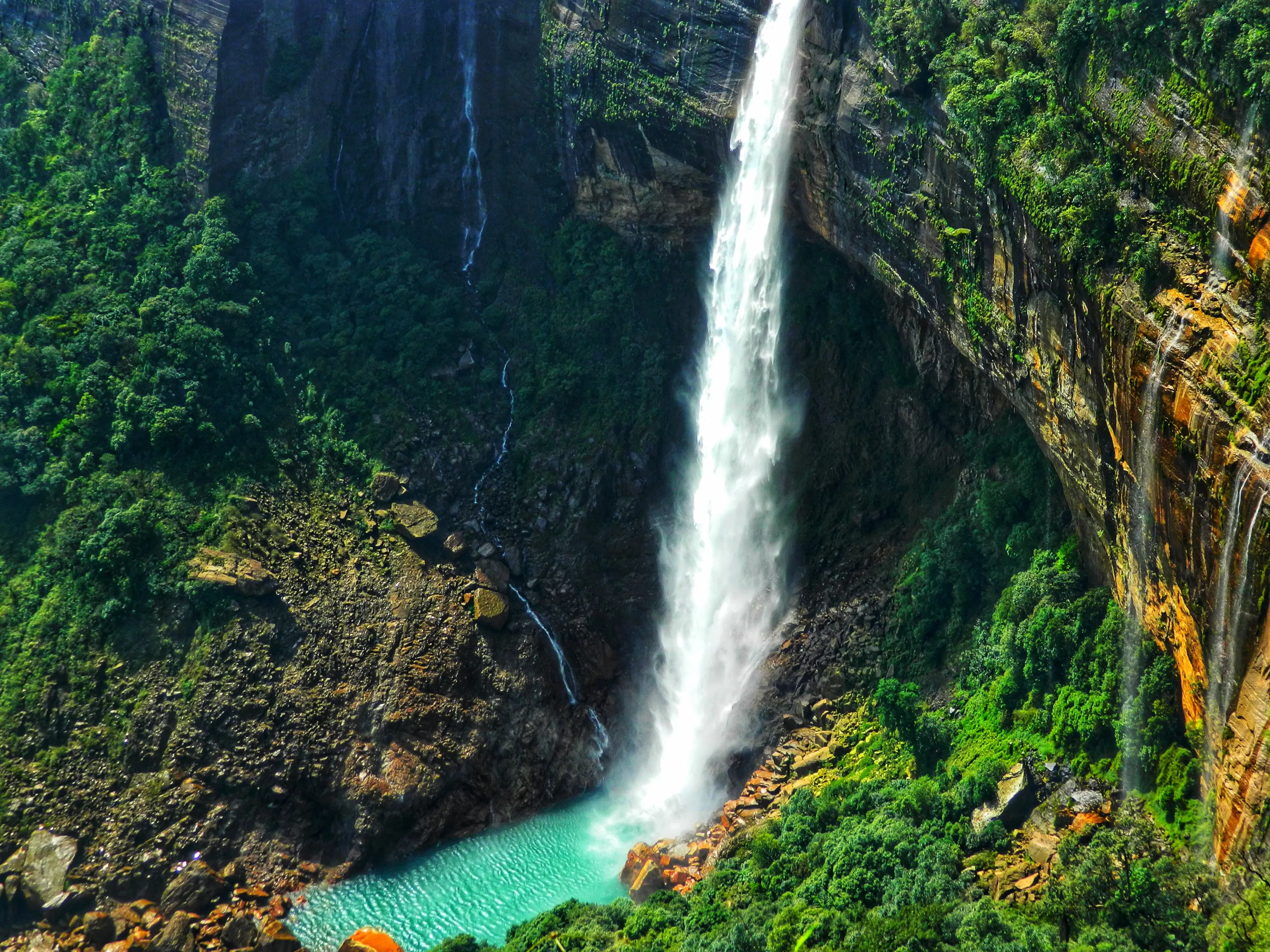 Jogani Waterfalls